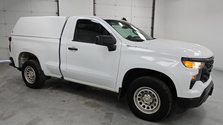 Chevrolet Silverado C1500 2023