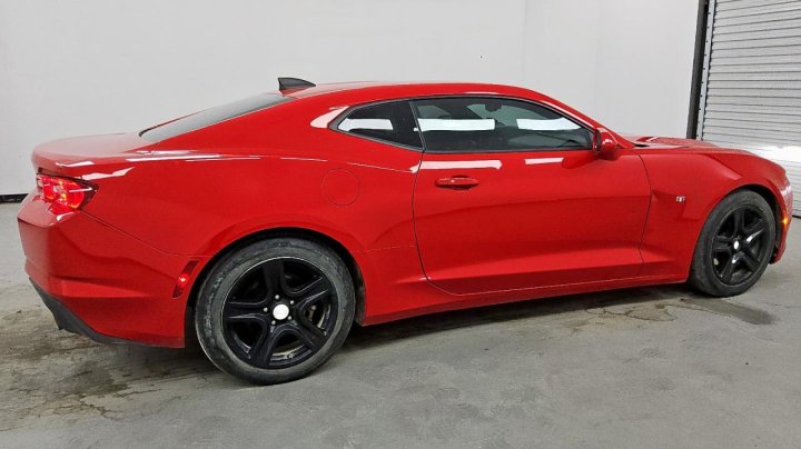 Chevrolet CAMARO LS 2020