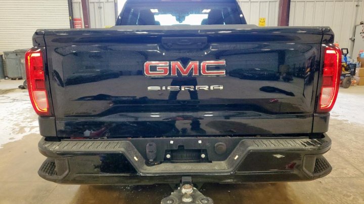 GMC Sierra C1500 2025