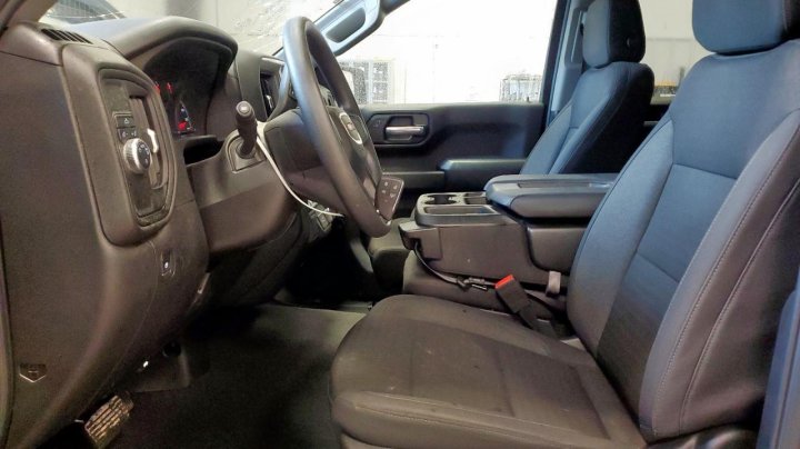 GMC Sierra C1500 2025