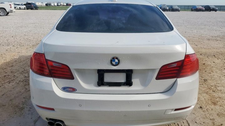 BMW 528  2015