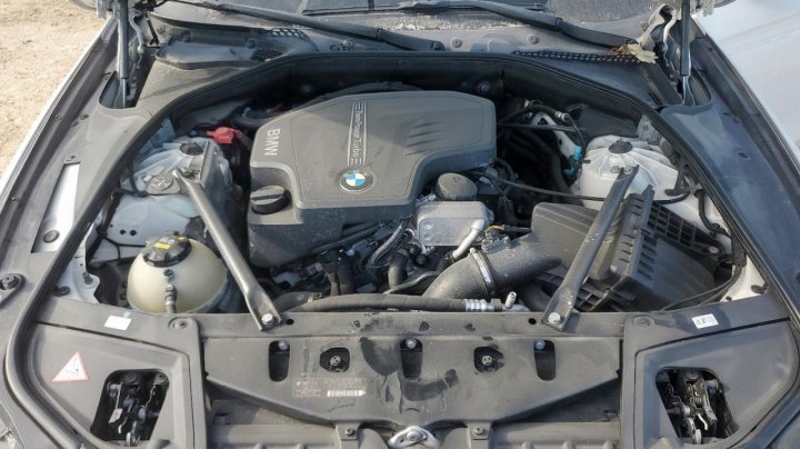BMW 528  2015