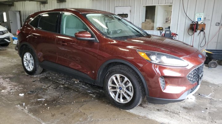 Ford Escape  2021