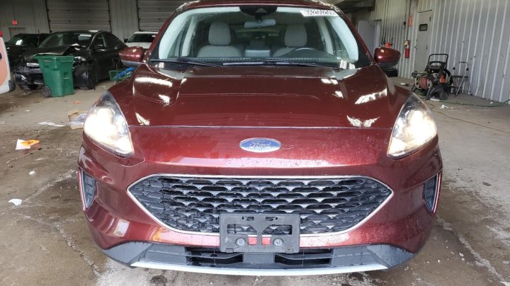 Ford Escape  2021