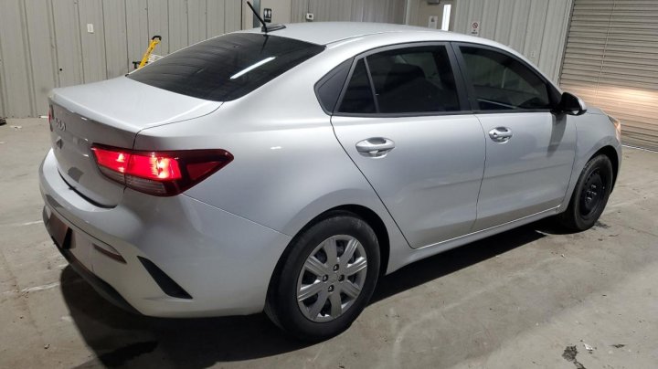 KIA RIO  2022