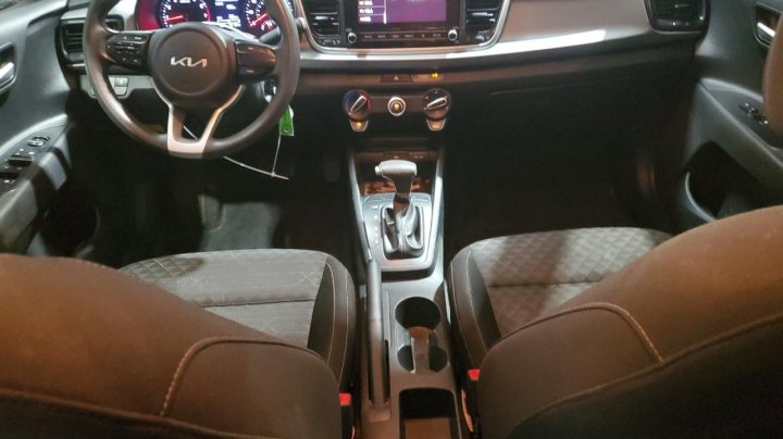 KIA RIO  2022