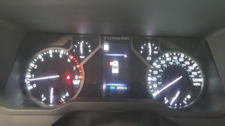 Toyota TUNDRA CREWMAX SR 2023