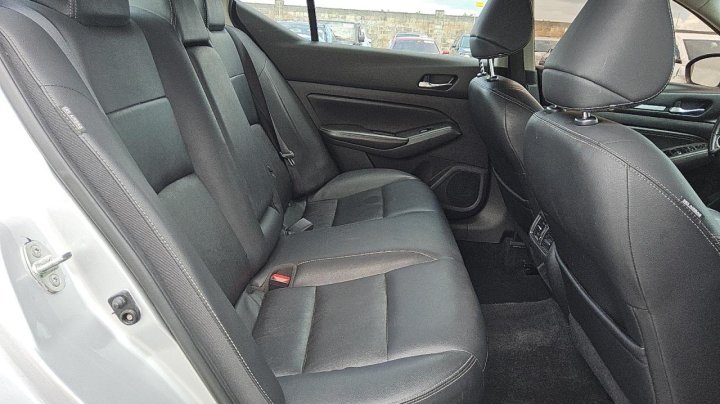 Nissan Altima  2019
