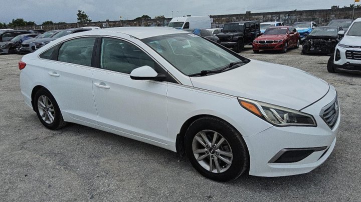 Hyundai SONATA  2016