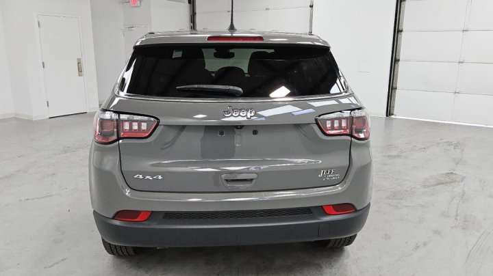 JEEP COMPASS  2023