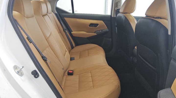 Nissan Sentra  2024