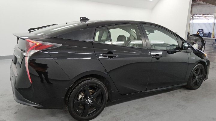 Toyota Prius  2016