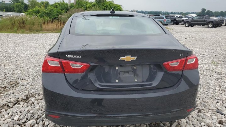 Chevrolet Malibu  2023