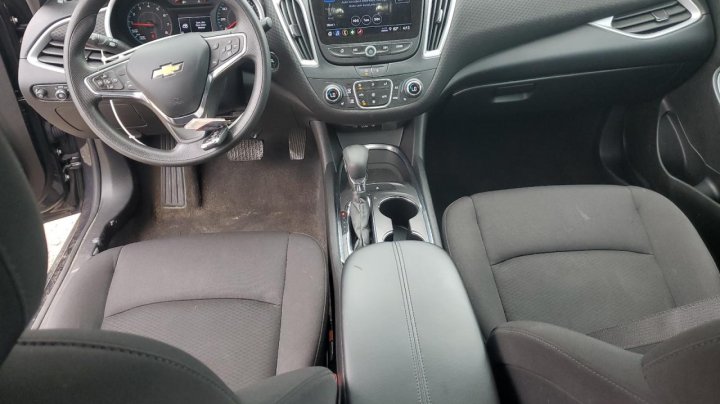 Chevrolet Malibu  2023