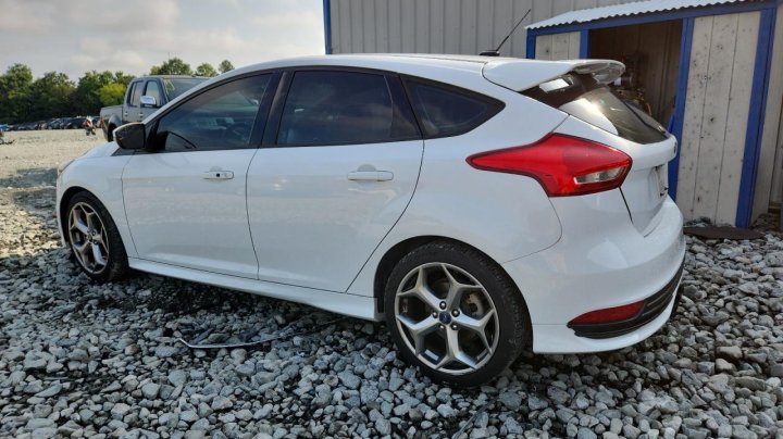Ford Focus  2017