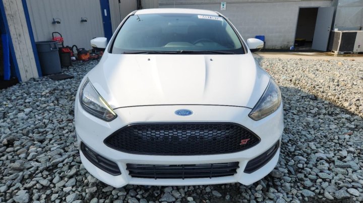 Ford Focus  2017