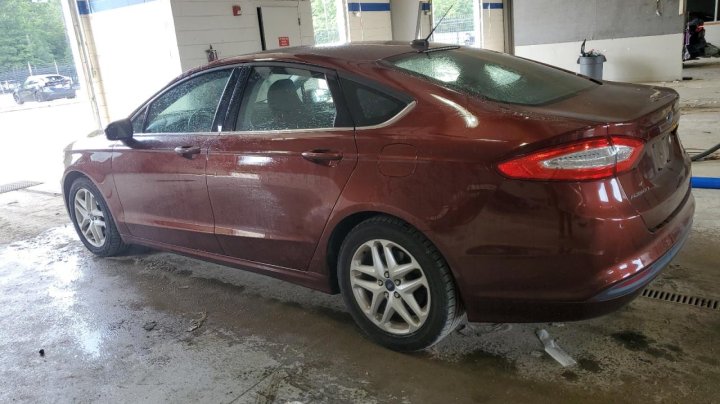 Ford FUSION SE 2016