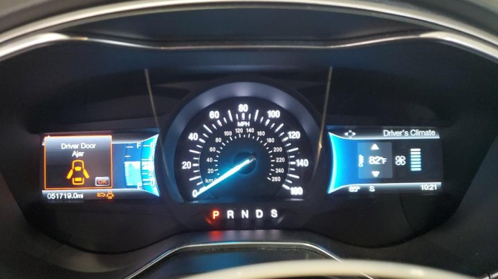 Ford FUSION SE 2016