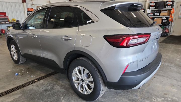 Ford Escape  2023