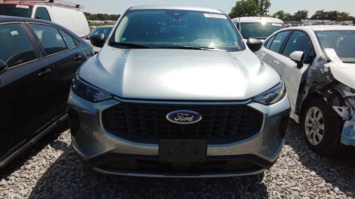 Ford Escape  2023