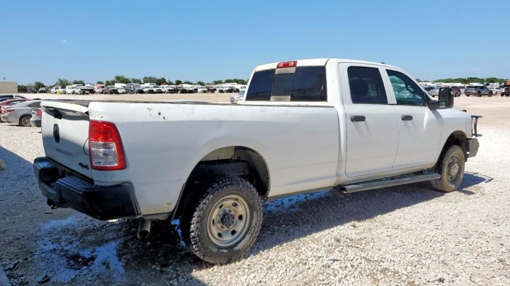 RAM 2500  2023