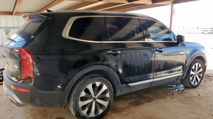 KIA TELLURIDE  2021