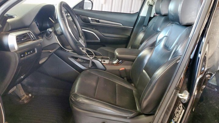 KIA TELLURIDE  2021