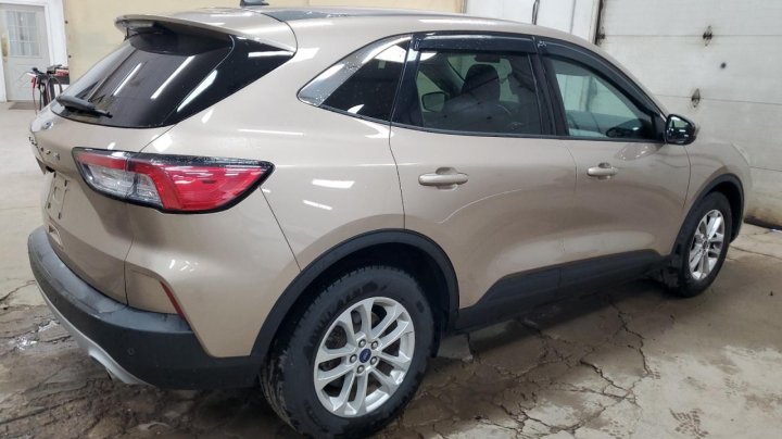 Ford Escape  2021