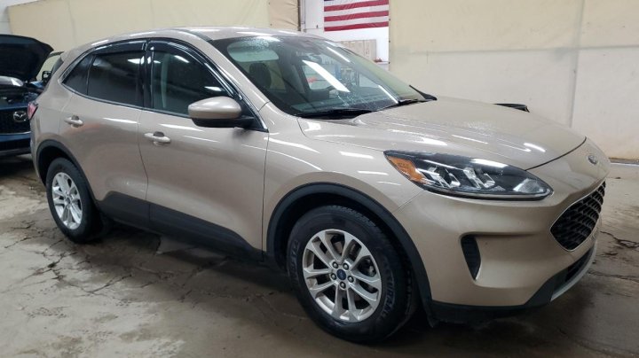 Ford Escape  2021