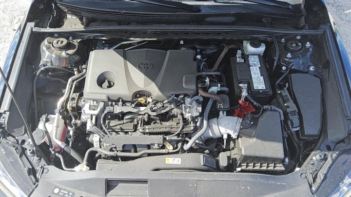 Toyota Camry  2023