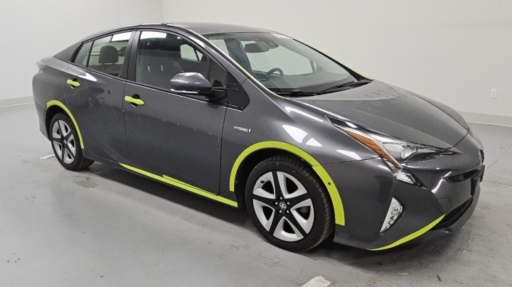 Toyota Prius  2018