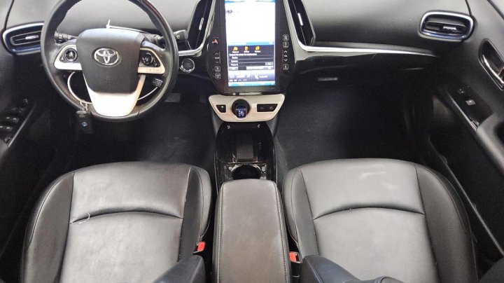 Toyota Prius  2018