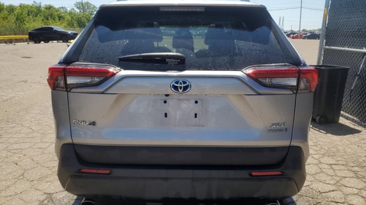 Toyota RAV4 XLE PREMIUM 2022