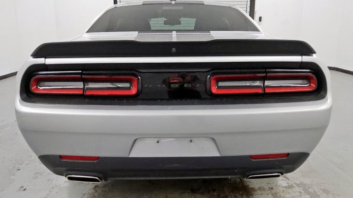 Dodge Challenger SXT 2021