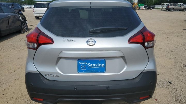 Nissan Kicks S 2020