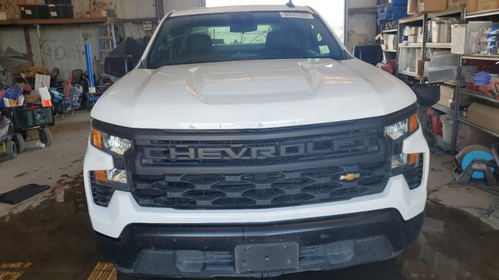 Chevrolet Silverado C1500 2023