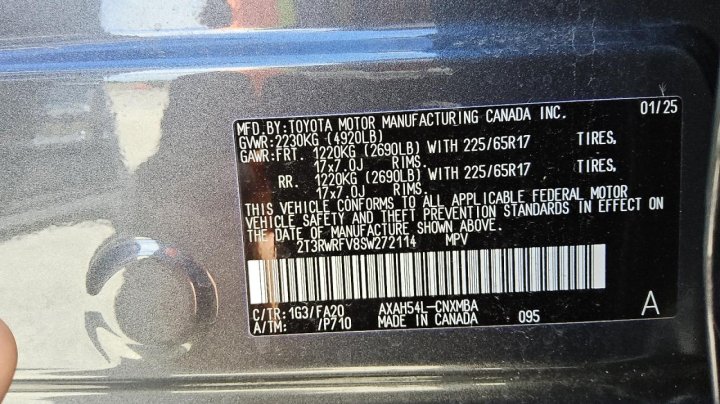 Toyota RAV4  2025