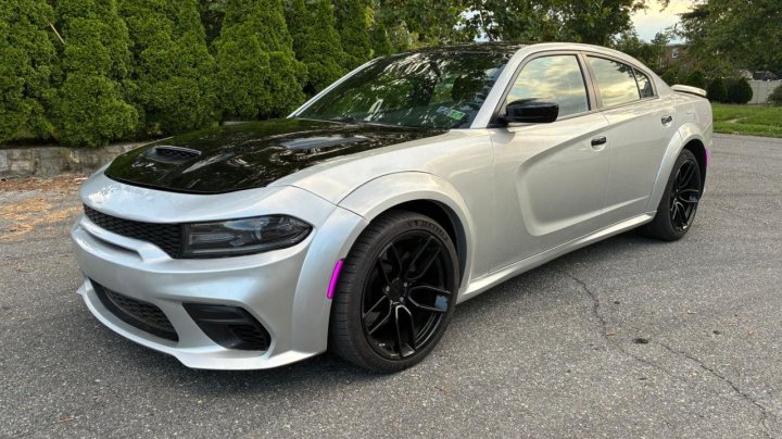 Dodge Charger  2021