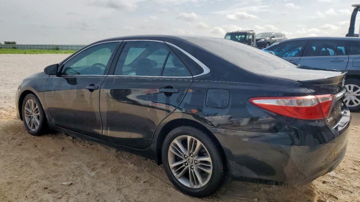 Toyota Camry  2015