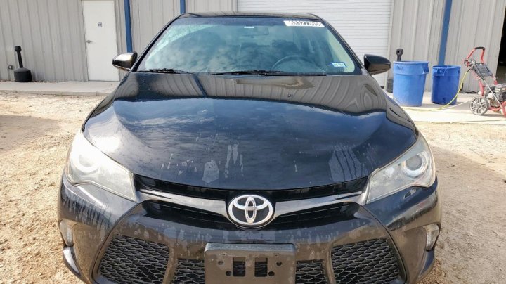 Toyota Camry  2015