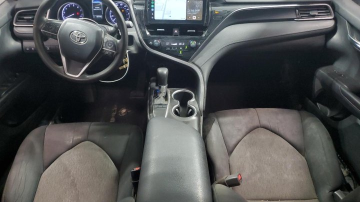 Toyota Camry  2022