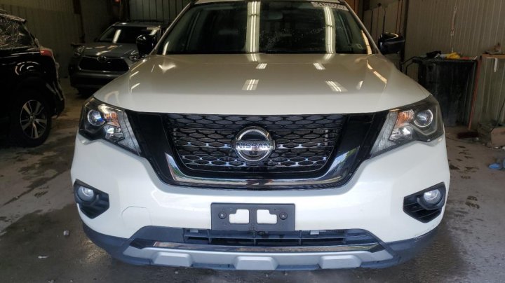 Nissan Pathfinder  2019