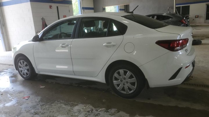 KIA RIO  2021