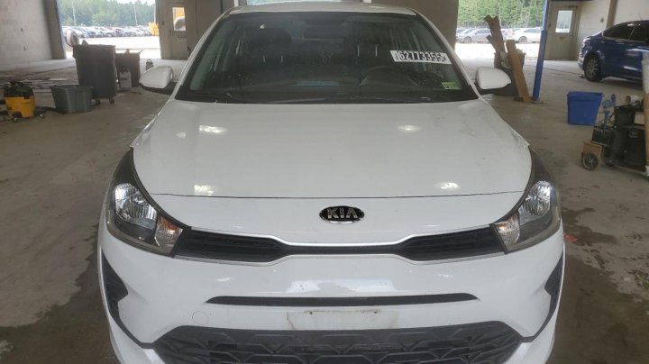 KIA RIO  2021