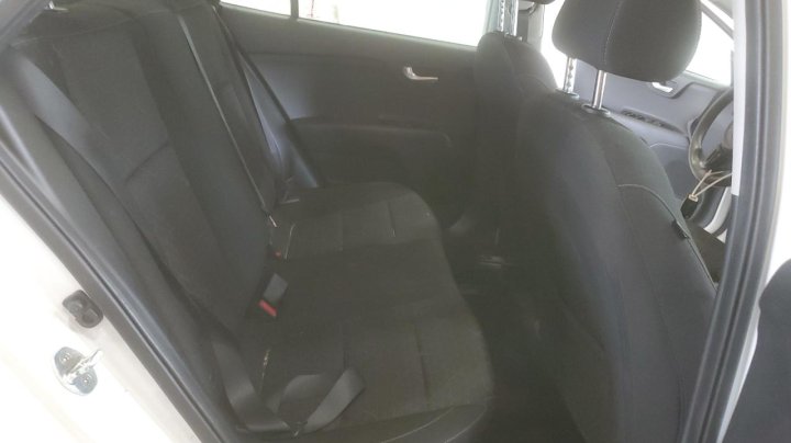 KIA RIO  2021