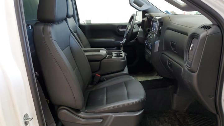 Chevrolet Silverado  2023