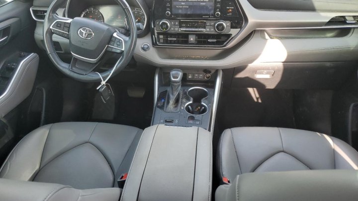 Toyota Highlander  2022