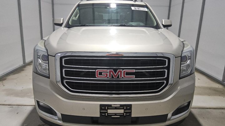 GMC YUKON SLT 2015