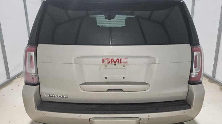 GMC YUKON SLT 2015