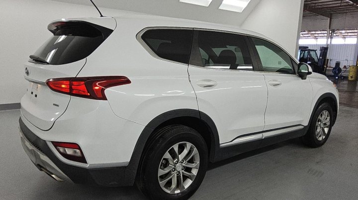 Hyundai Santa Fe SE 2020